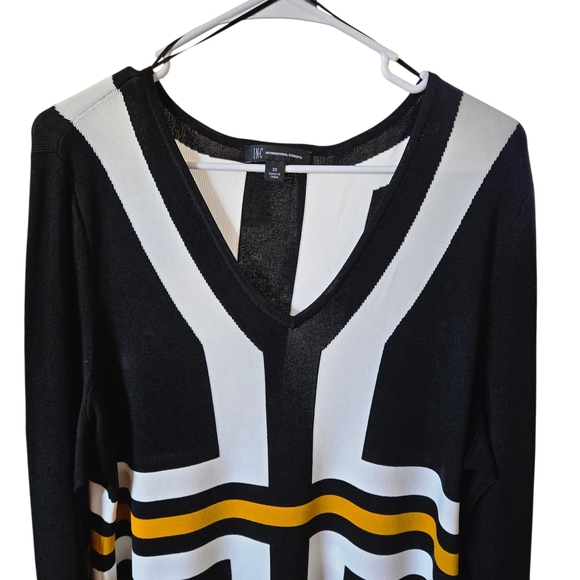 PLUS SIZE****INC International Concepts Black and Gold Geometric Dress - Picture 3 of 9